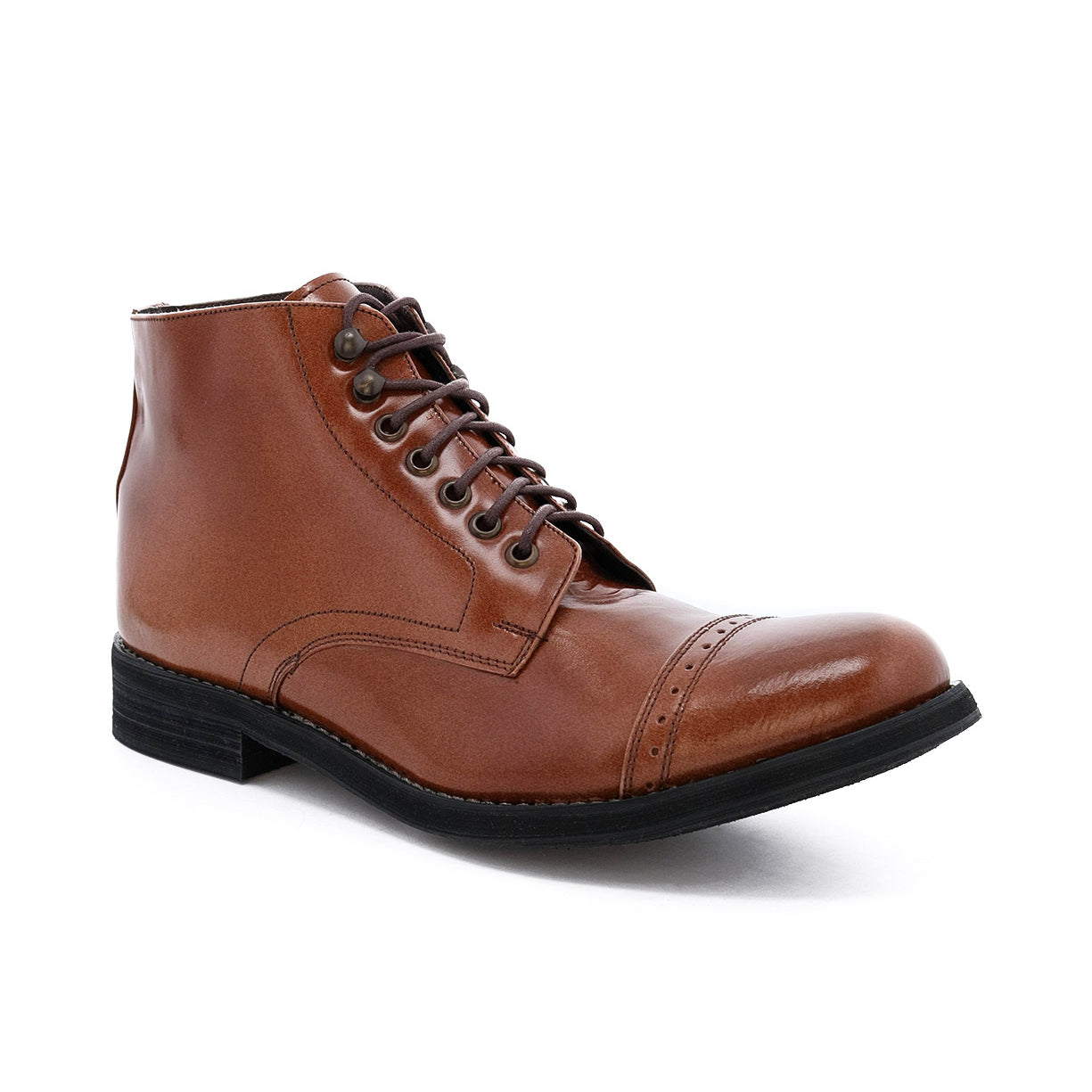 A sophisticated men's Howitzer short boot in tan leather, perfect for casual occasions, by Oak Tree Farms.